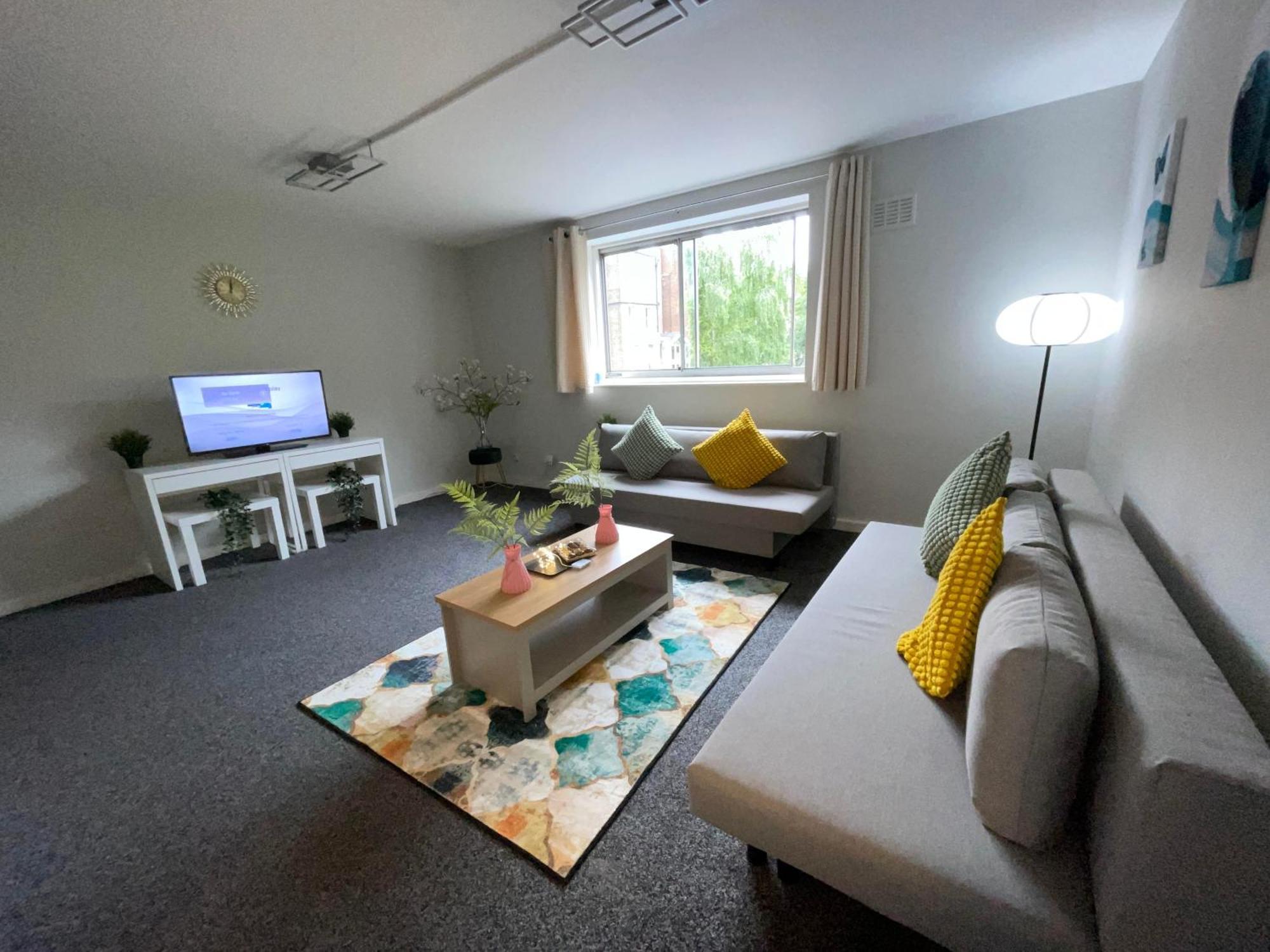 Cosy Private Two Bedroom Apartament In Kensinghton Can Fit Up To 8 Guests London Eksteriør bilde