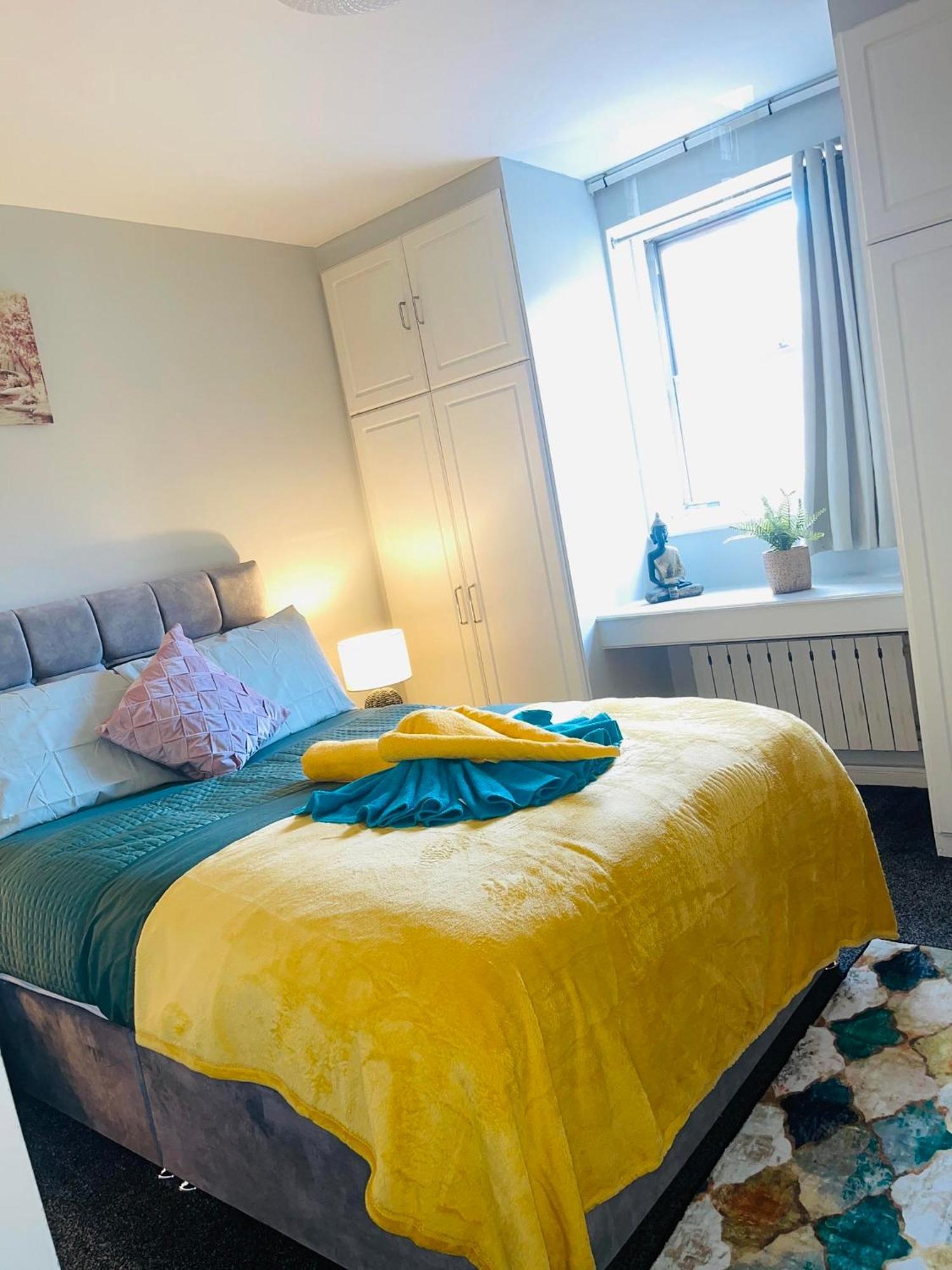 Cosy Private Two Bedroom Apartament In Kensinghton Can Fit Up To 8 Guests London Eksteriør bilde